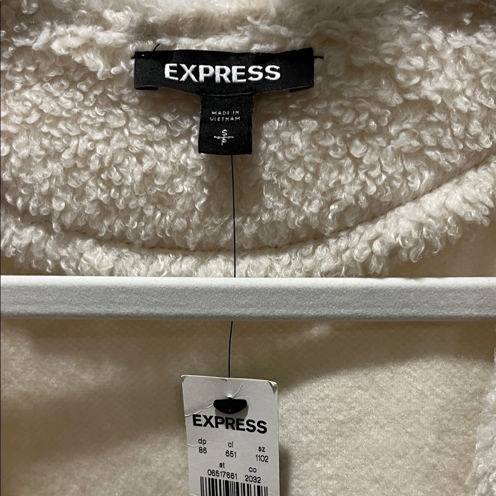 Express Cream Teddy Jacket - Picture 2 of 3